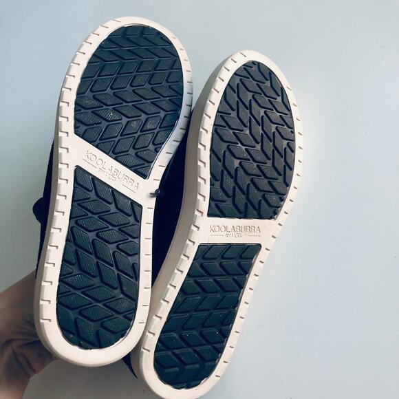 UGG Koolaburra 'Penley' Women's 7 Ortholite Sneaker Black Ribbon Lacing - Picture 5 of 10